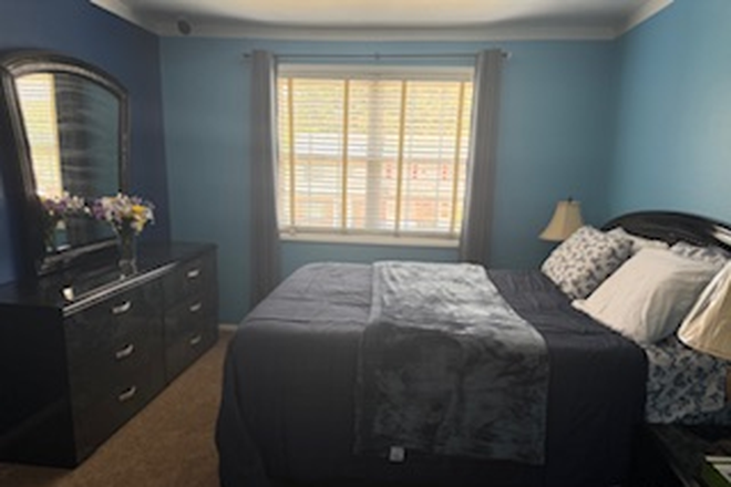 This is a picture of the blue bedroom - 14903 Kalmia Drive Laurel MD 20707