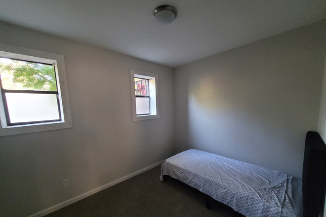 Room #2 - Individual Rooms or Whole Basement Unit for Rent House