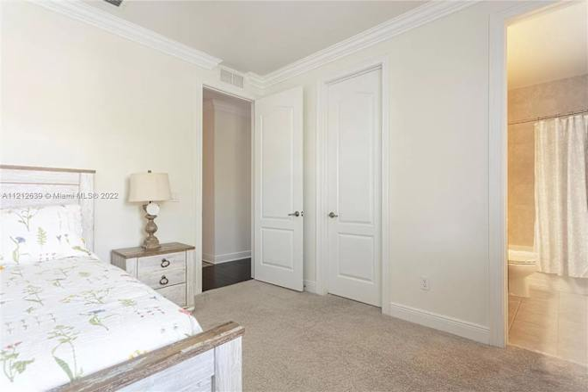 Room Picture 1 - Spacious private room (unfurnished) and attached bathroom in clean home with 24/7 manned security e