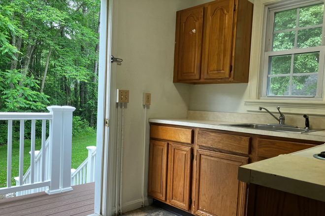 kitchen - July1-One bedroom apartment-Amherst-