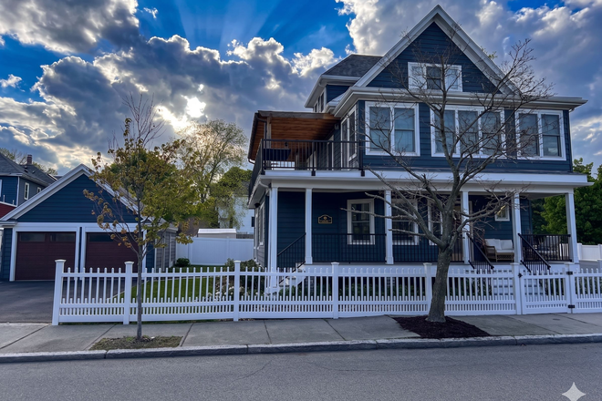 Front Exterior - Rare Medford Single-Family — 5BR/3.5BA, 3000sf, Walk to Green Line, Furnished Option House