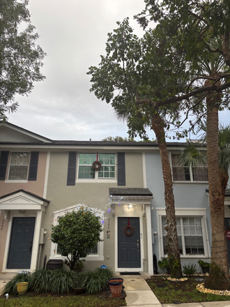 Front entrance - Fiesta community Townhome