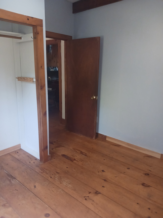 Bedroom 2 - Looking for a housemate to share 3 BR 1 bath unit