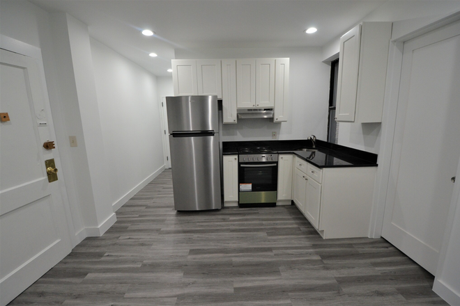 Kitchen - 2 Bed Available 9/1/25! *CONTACT NOAH 603-470-8181 Apartments