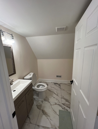 3rd floor bathroom - Renovated Gordon Square Apartment