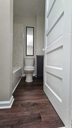 Bathroom - 2 bedroom apartment right across from campus!