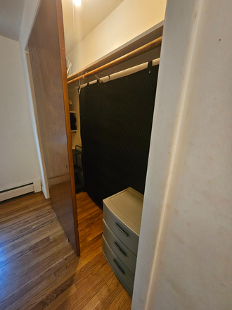 Bedroom Closet - Shared Duplex Close to UConn Storrs