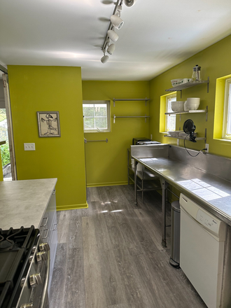 kitchen - Single family house, 2- bedroom, 2- bath, utilities not included.
