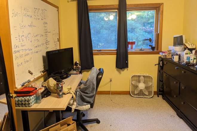 Upper right bedroom (160 sqft, $775/month) - Three bedrooms available in shared house, close to campus.