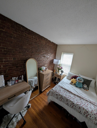 Bedroom - Huntington Ave Apartment, 15 minute walk to campus, train and bus stops