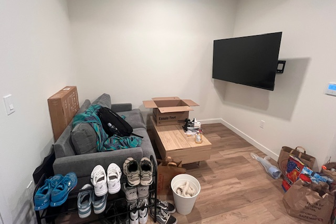 living room 1 - Art Haus Dwight