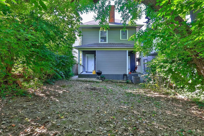 Backyard - Oak Street Home