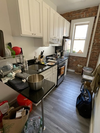 109 Peterborough St. #12 - Avail 9/1 - Galley Kitchen,Spacious Rooms 3BR on Peterborough St Apartments