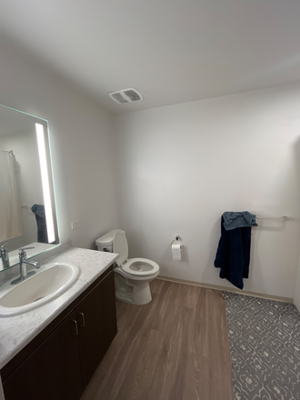 Bathroom - Plaza Verde II