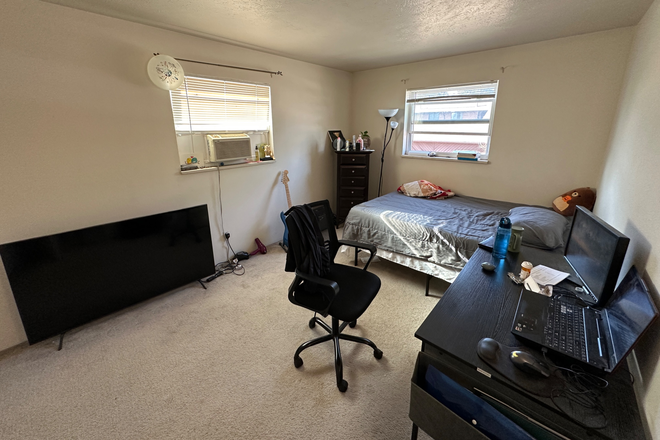 Bedroom - 5185 santa clara Condo