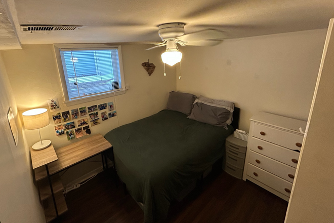 Bedroom 2 - Entire Unit (3BR/2BA) Summer Sublet Triplex