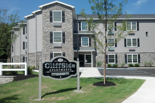 Exterior of Cliffside Apartments - Cliffside Apartments