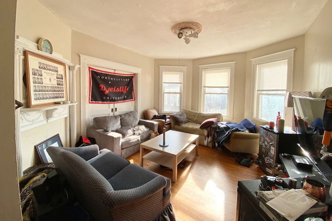 Call NOW for showings! 617-236-8600 - CHEROKEE ST - *HALF FEE* HUGE 2 FLR 6BR ON MISSION HILL FOR *9/1/2026* W/ 2 BATH, IN UNIT LNDRY, EIK Apartments