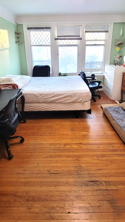 Bedroom - 1 Furnished, Sunny Bedroom in Annex from Apr to June