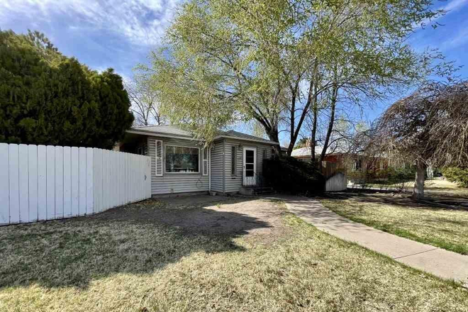 Street view - 3 Bedroom/2 Bath Home