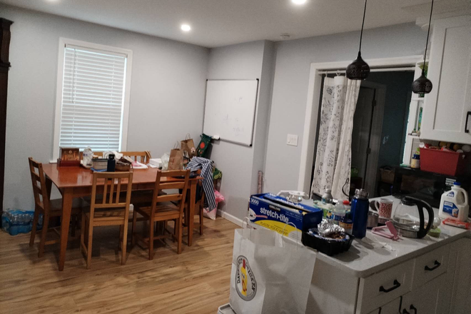 Dining - Furnished 3BR duplex-Birch Ave-Princeton