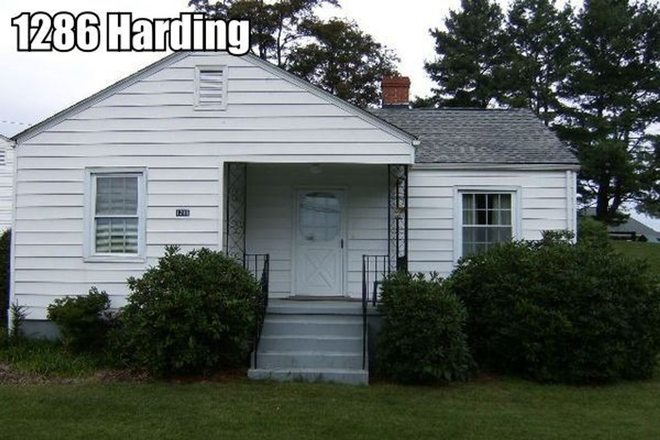  - 2 Bedroom 1 Bath House