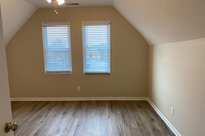 Bedroom - Little Italy Cleveland Apartments