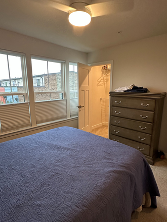 bedroom view 2 - Top Floor Suite on Green Line, incl. Utilities House