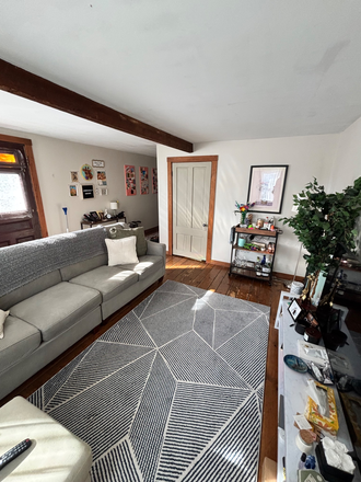 Living Room - Two Bedroom Walking Distance to VLGS Apartments