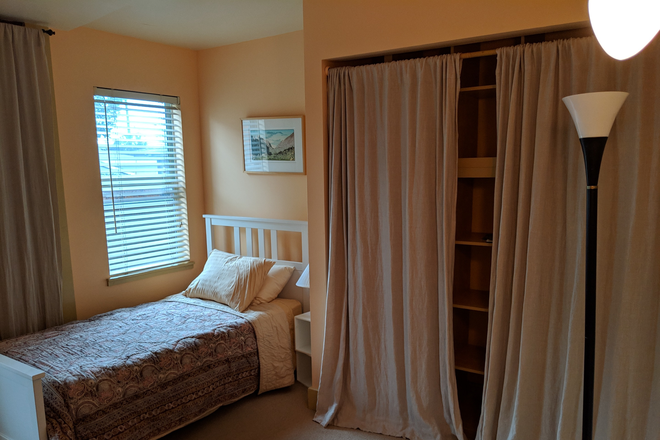 Bedroom 1 bed changed to full size comfy! see below - Furnished Room in home - Graduate Student $1250 all included
