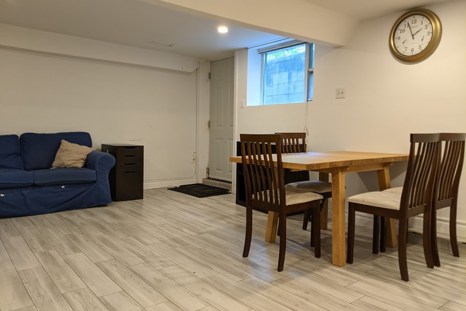 Living and dining - 2 bedroom 1 bathroom for rent utilities included 5 min walk to UofT campus Apartments
