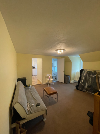 Living Room - Spacious Separated Studio in Cambridge - Summer Sublet Near Central Square Apartments