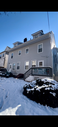 Back - 6 bed, 2 bath, close to campus Duplex