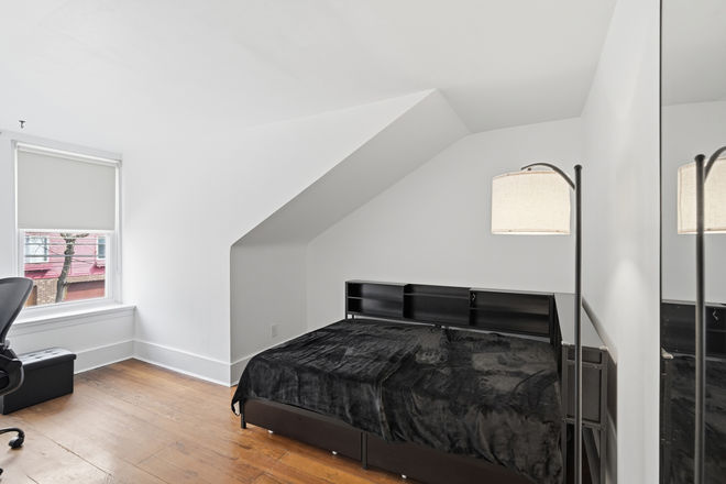 Bedroom D - Fully furnished bedroom, 2 min walk to campus , park views