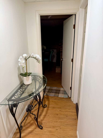 Entrance - 🔥 Beautiful 2BR Apartment in Dracut – Utilities Included!