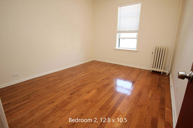 Bedroom A, $800/month - $800 / 1BR in 3BR Apt – Share with NYU Grad Student & Alumnus at a nice community