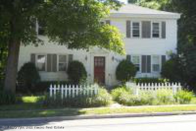 Front - 60 N. Main St. #3 Belchertown Heat included!