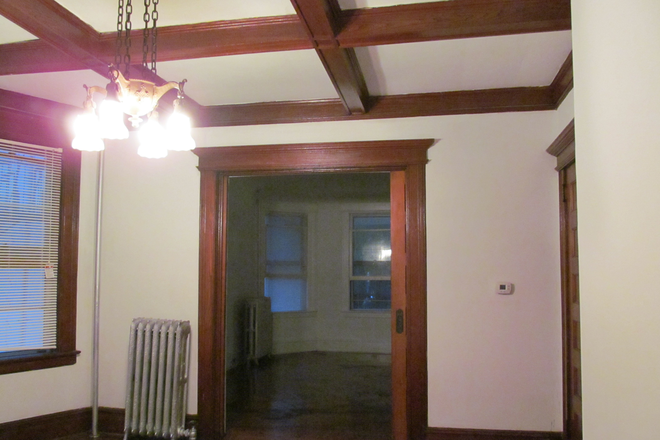 Livingroom - 4 Cottage St., South Orange, minutes walk to SHU House