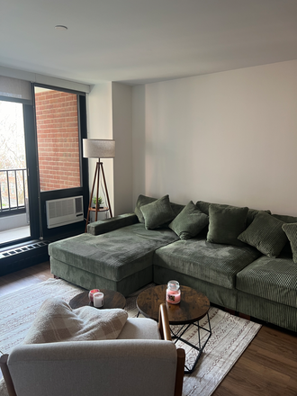 Living room - Nice 1 Bedroom Flat on HBS Campus