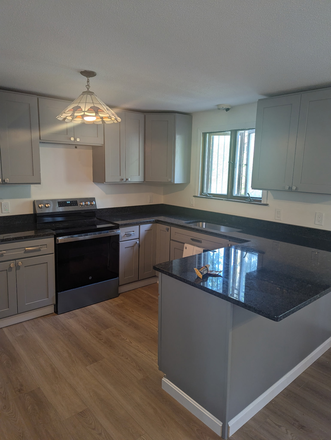 Newly renovated kitchen - Furnished Bedroom in BEAUTIFUL Fort Hill! Townhome