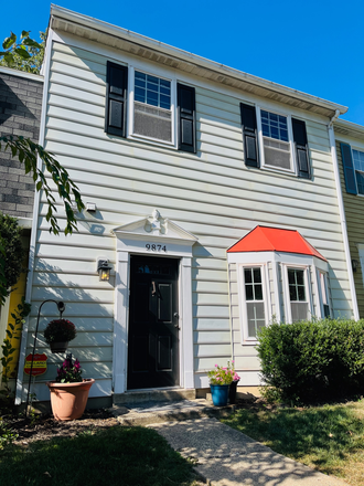 Front of house - Charming 3-Bedroom Townhouse in Vienna, VA – Flexible 6-Month Lease