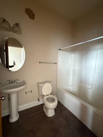  - Spacious Living & City Views – 1 & 2 Bedroom Homes at Eagle Mill Towers