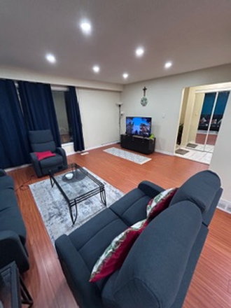 Shared Livingroom with Picture Window - Erindale Credit Woodlands Duplex