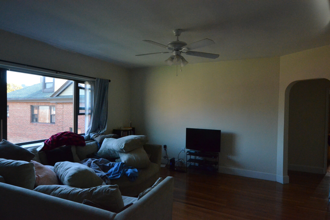 108 Longwood Ave - Updated HUGE, SUNNY 3 Bedroom Apartment on Longwood Ave-Available 9/1