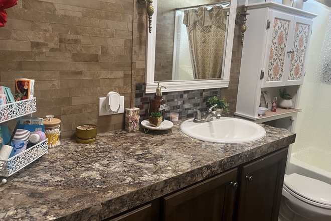 Bathroom for Room 1 - Complete Room in a Country HOUSE