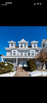 Front - 6 bed, 2 bath, close to campus Duplex