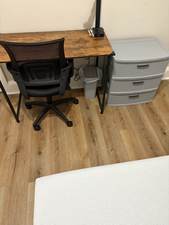Drawers and Desk with Light - Housing near campus Apartments