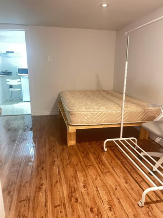 bedroom - College and Bathurst Rooms with Private Washroom and Kitchenette