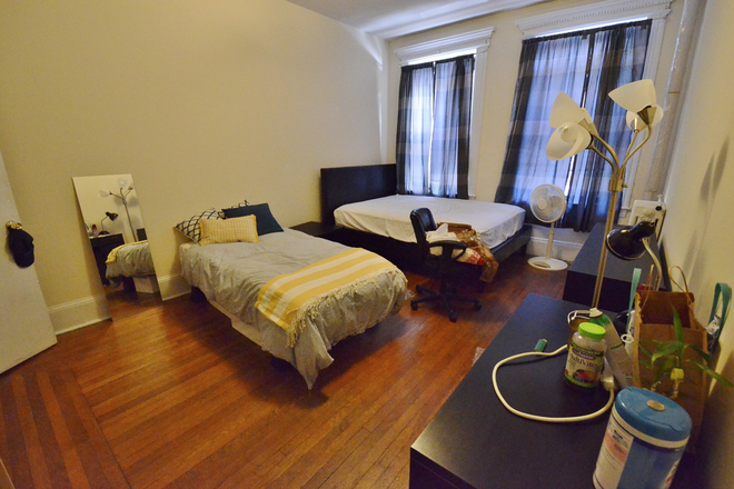 Bedroom - 3 Bedroom Split Style! on Hemenway St. Available 9/1/2026