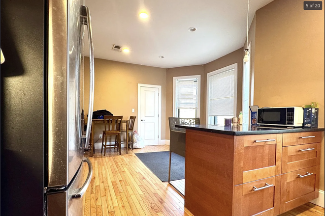 1 - BC Off Campus 5 bedroom Condo Quality unit for Rent 9/1!